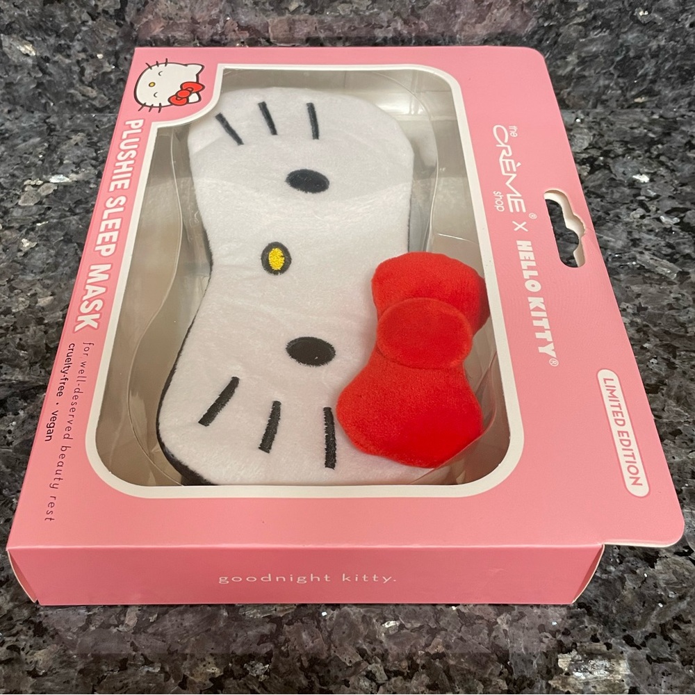 Hello Kitty Sleep Mask - Picture 2 of 5